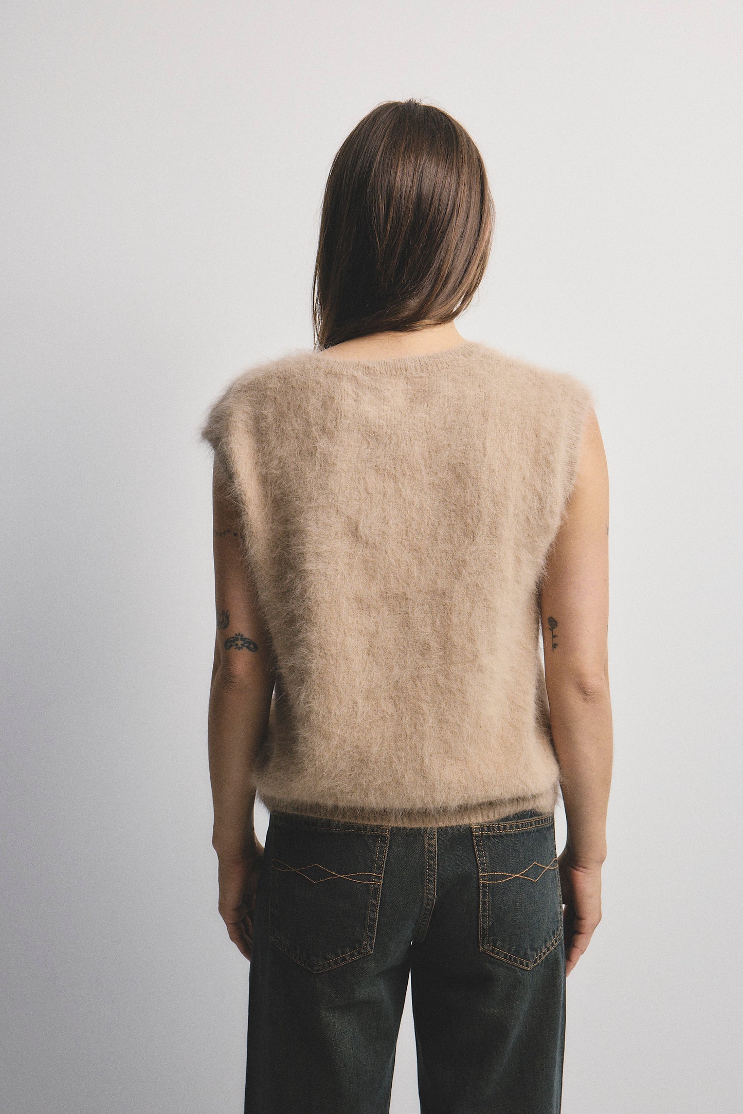 Ebony Vest - Latte