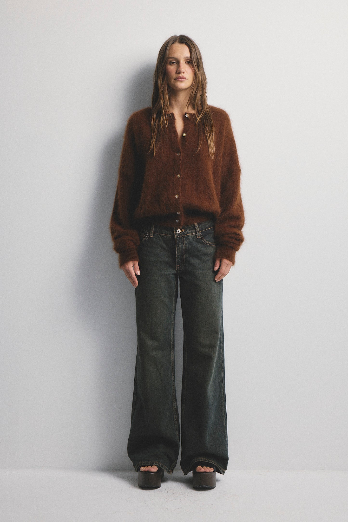 Frankie Crew Cardigan - Chocolate
