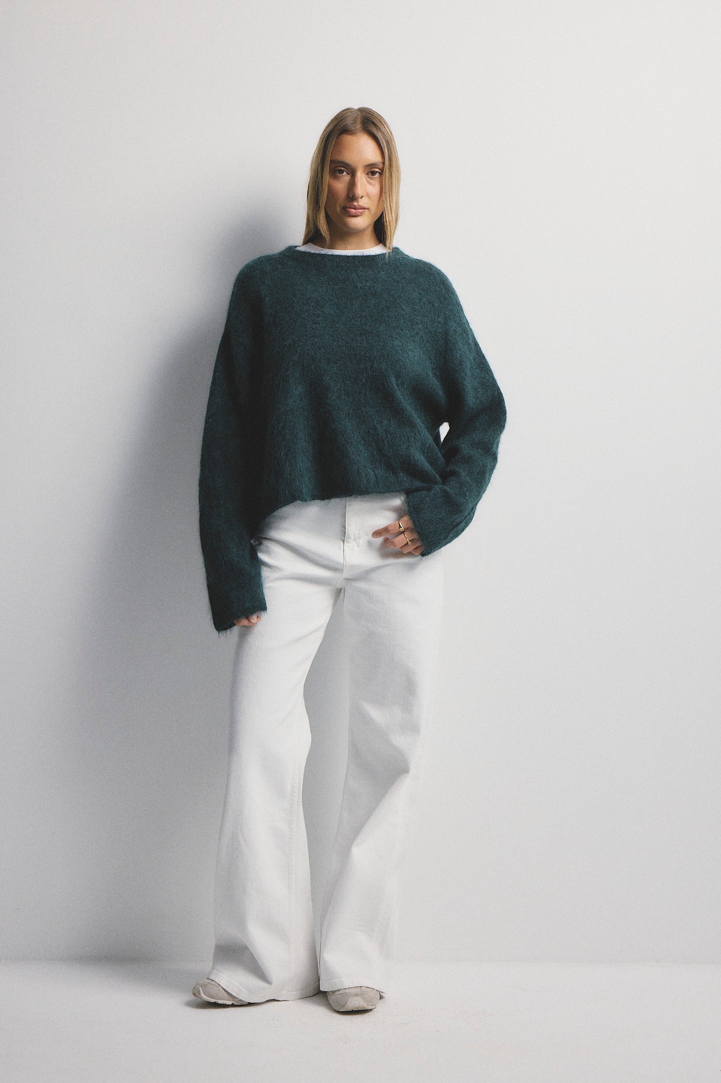 Ava- dark green